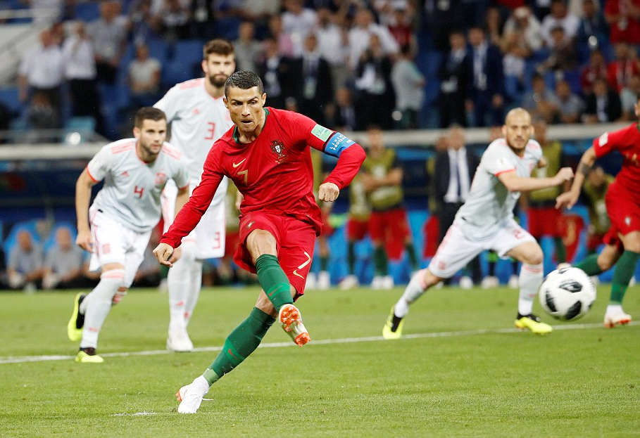 Bồ Đào Nha 3-3 Tây Ban Nha: Rượt đuổi hấp dẫn

